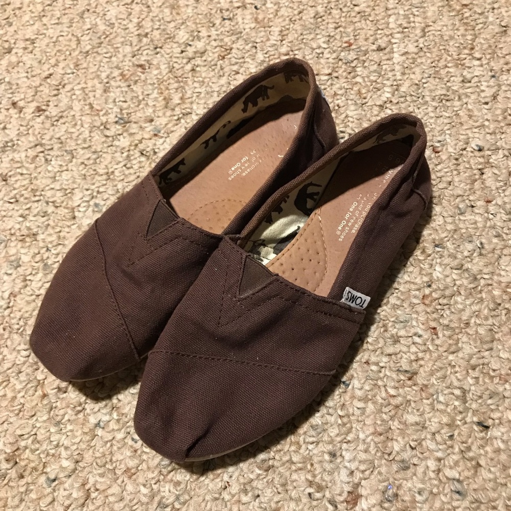 Brown Toms